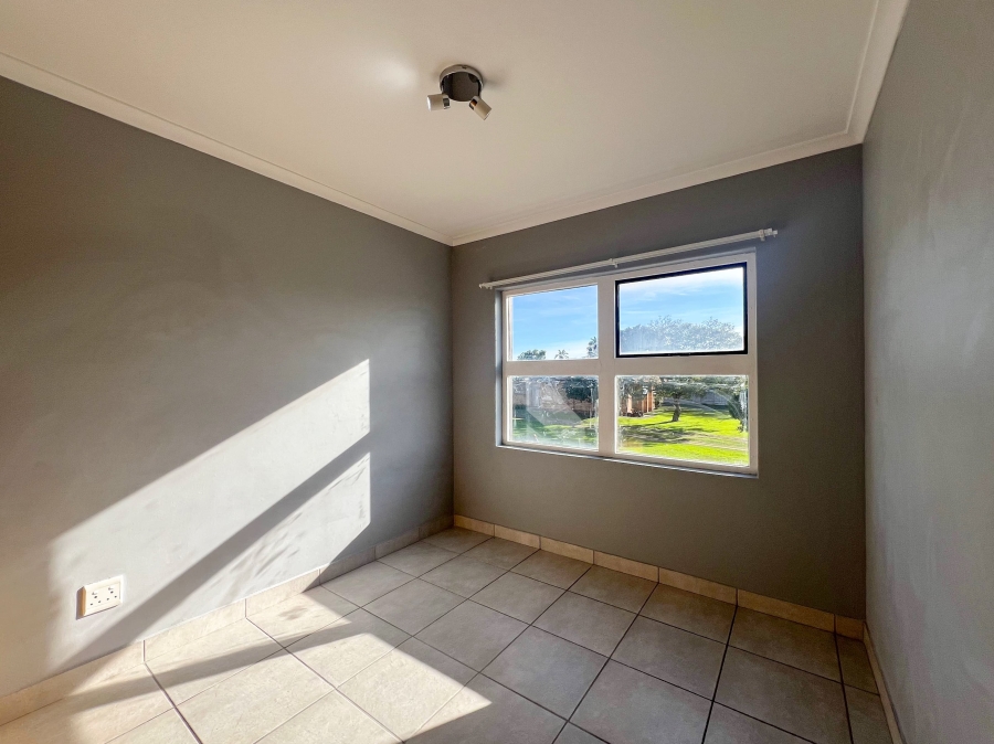 To Let 2 Bedroom Property for Rent in Windsor Park Western Cape